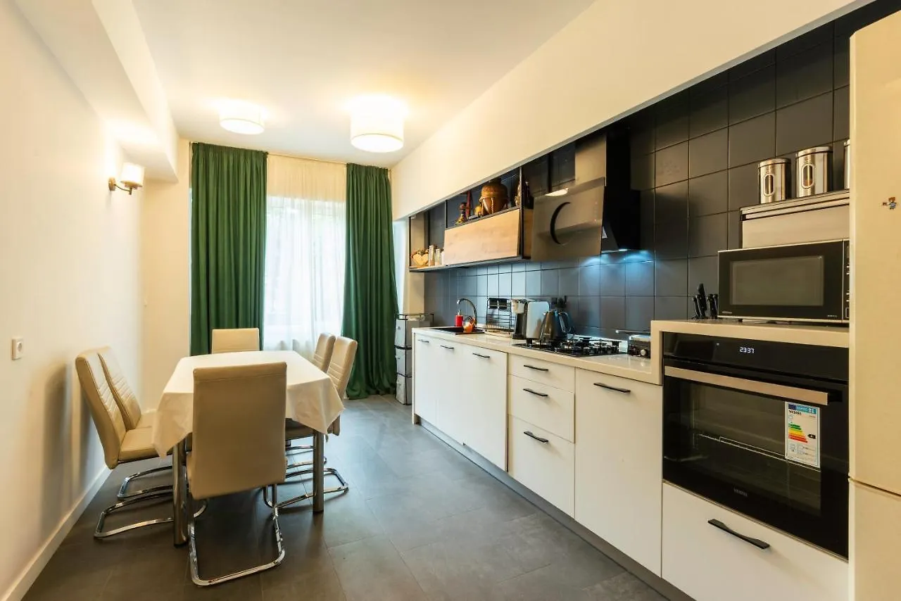 Happy 4Bedroom Apartment In Old Tbilisi