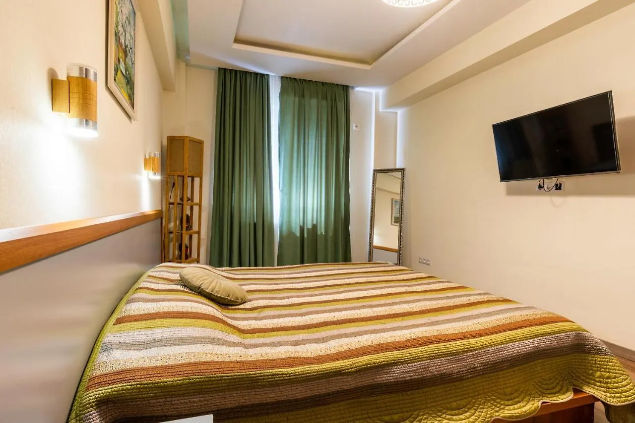 Happy 4Bedroom Apartment In Old Tbilisi 0*,